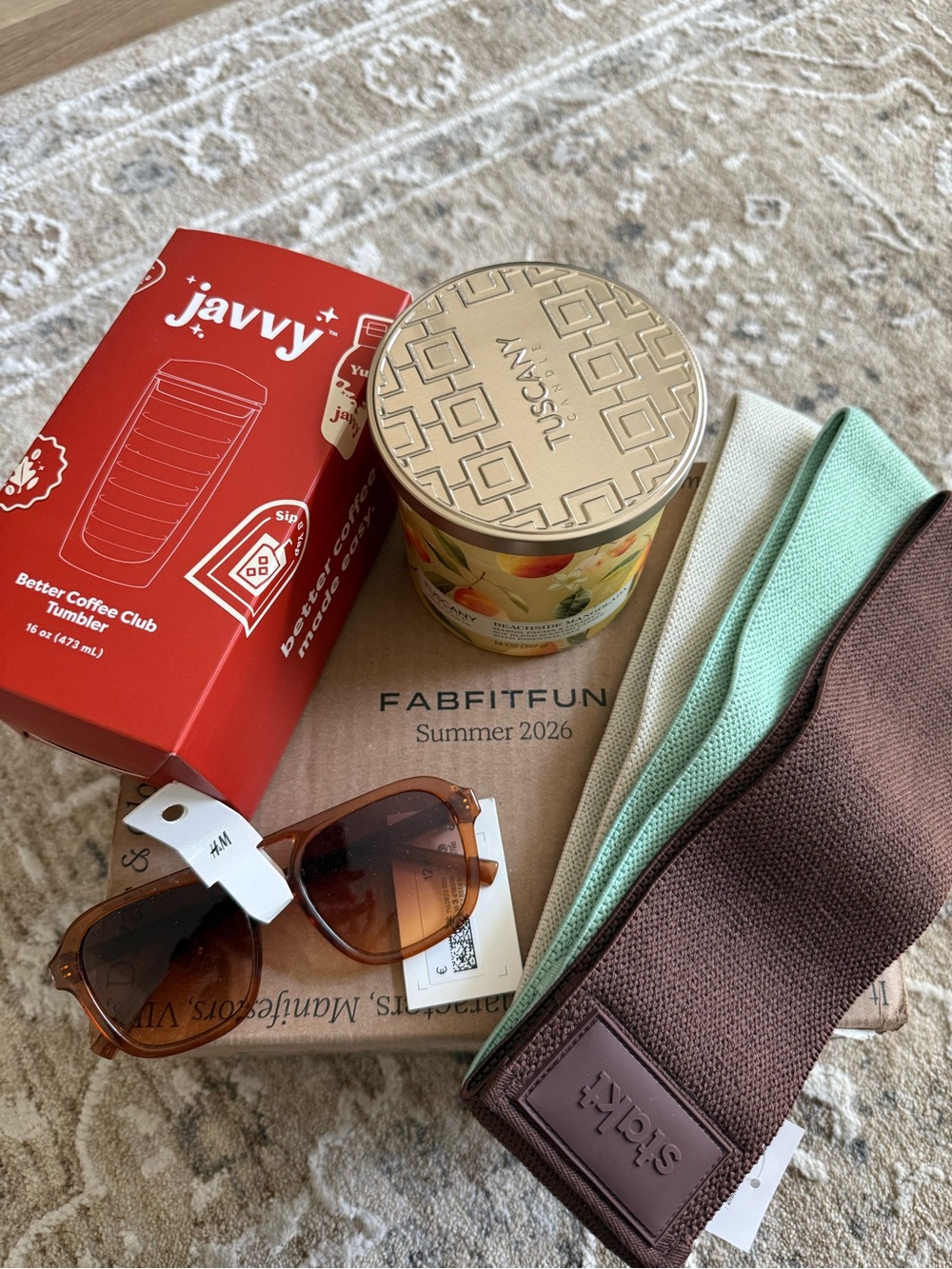 Summer gift box